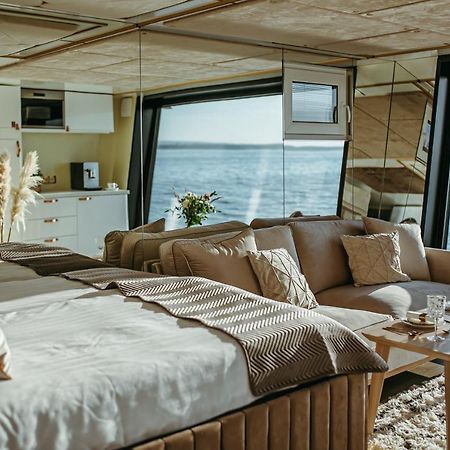 Myhouseboat 2 Ξενοδοχείο Mörbisch am See Εξωτερικό φωτογραφία